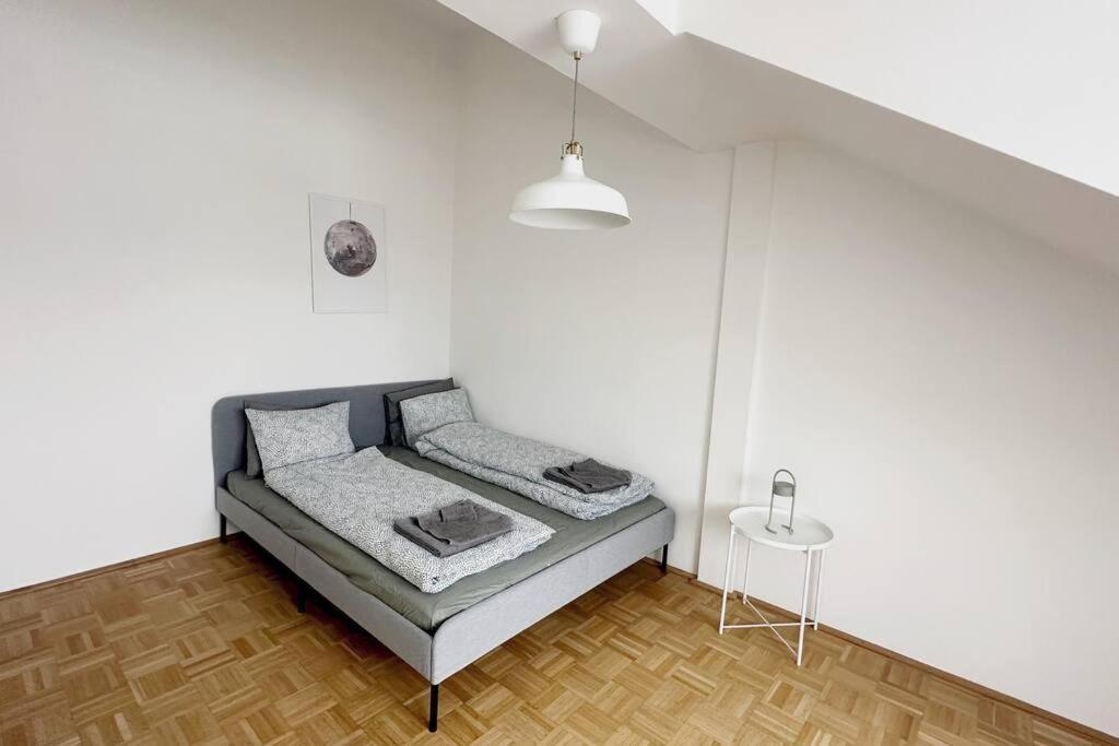 Apartament Cozy & New With Balcony View Wiedeń